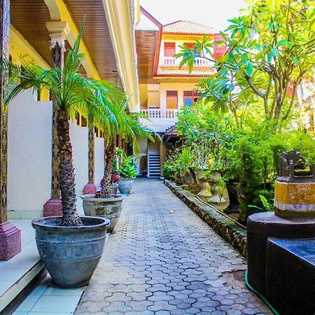 קוטה לומבוק Bali Manik Beach Inn מראה חיצוני תמונה