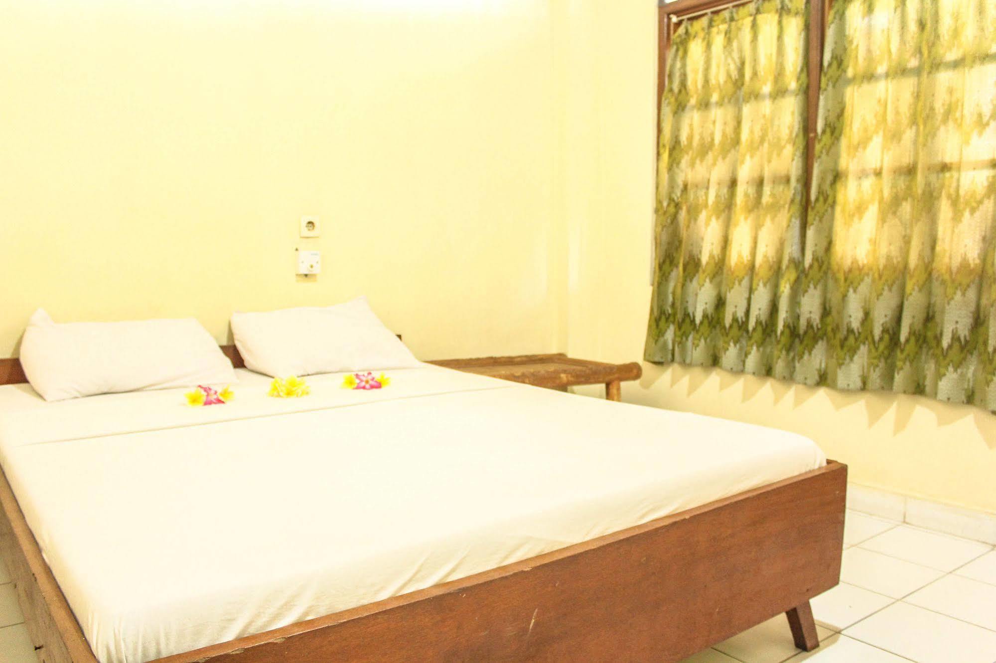 קוטה לומבוק Bali Manik Beach Inn מראה חיצוני תמונה